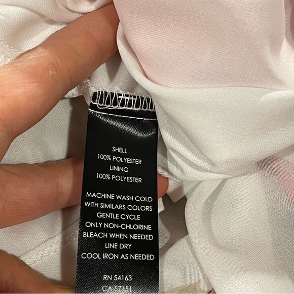 A-line loose fit floral plus size dress - Picture 13 of 15